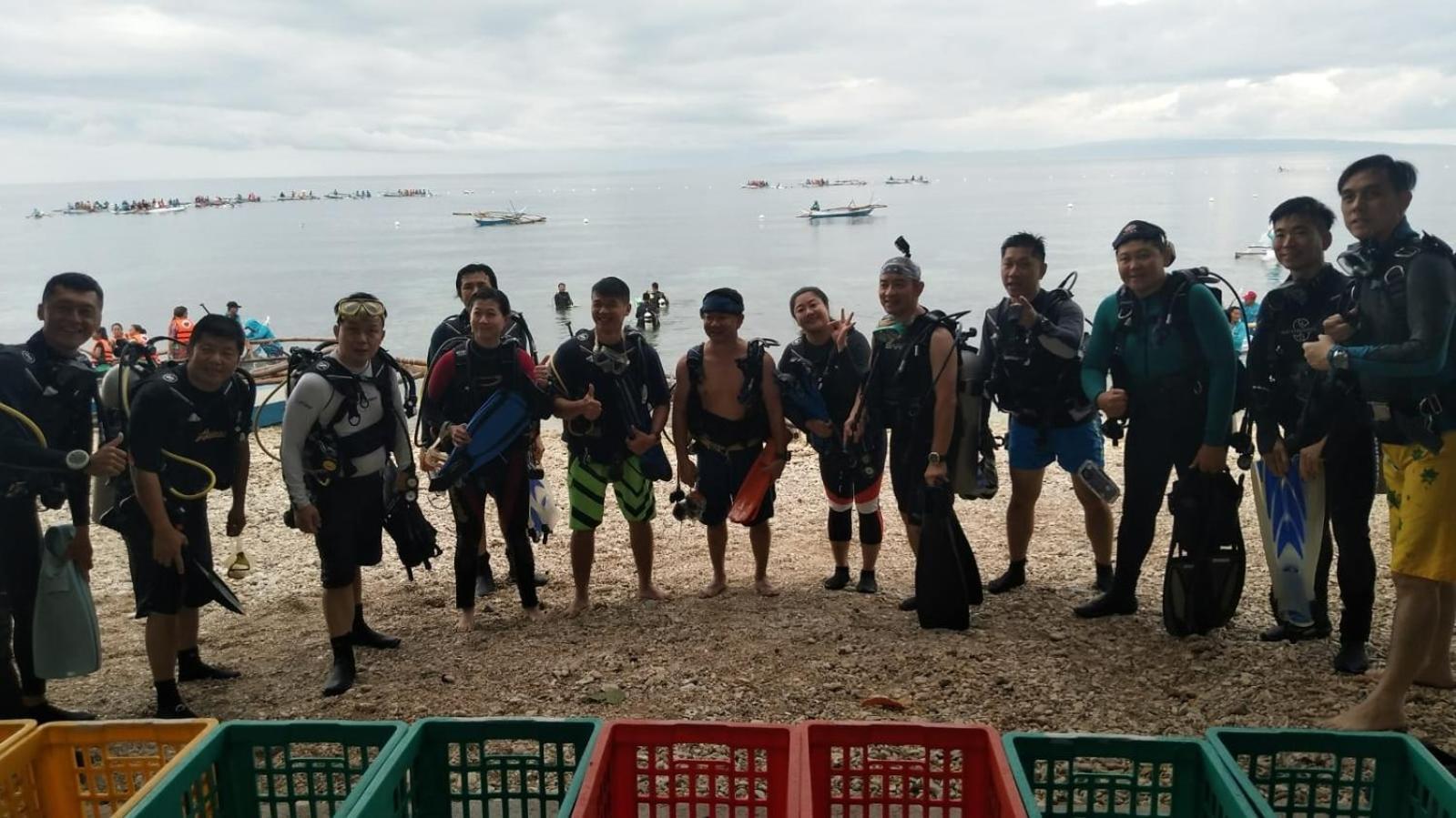 Love'S Beach & Dive Resort Moalboal Luaran gambar