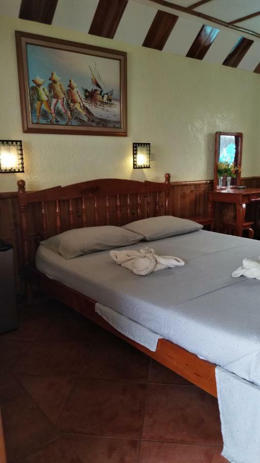 Love'S Beach & Dive Resort Moalboal Luaran gambar